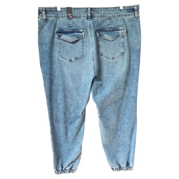 TORRID JOGGERβSuper Stretch Mid-Rise Jeans Plus Size 20 Regular - Picture 11 of 16